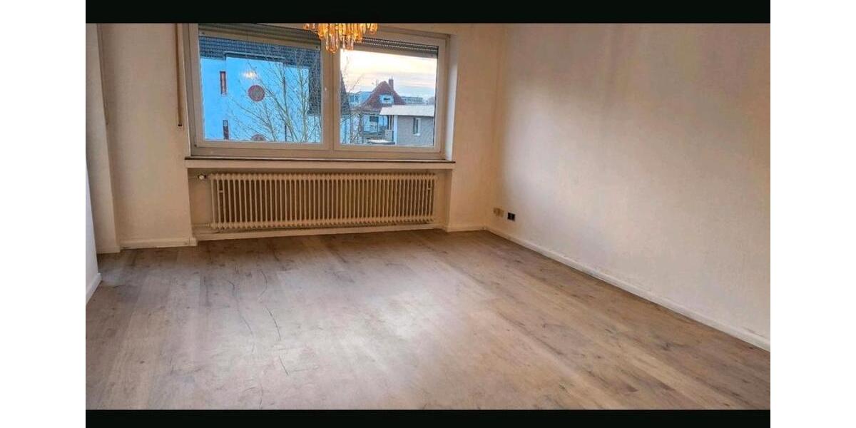 Etagenwohnung Leverkusen - 2 Zimmer, 65 m&sup2;, 900&euro; | Angebot:25625214
