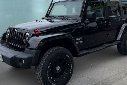 Jeep Wrangler 290.000 km 14.999 € München 81243