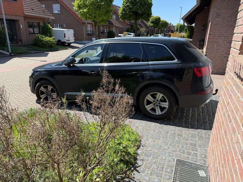 Q7