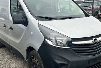 Opel Vivaro 202.000 km 6.980 &euro; Düren 52351