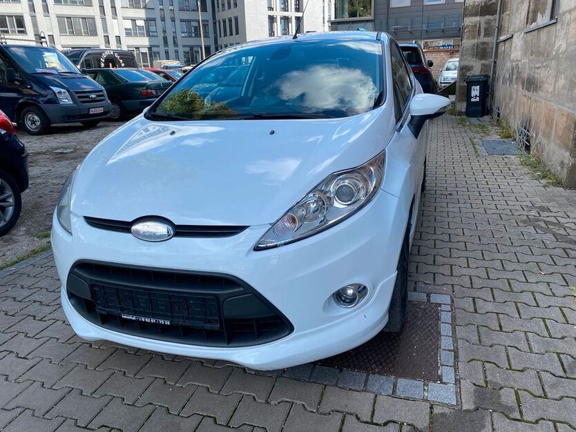 Ford Fiesta 119.760 km 3.499 € Nürnberg 90431