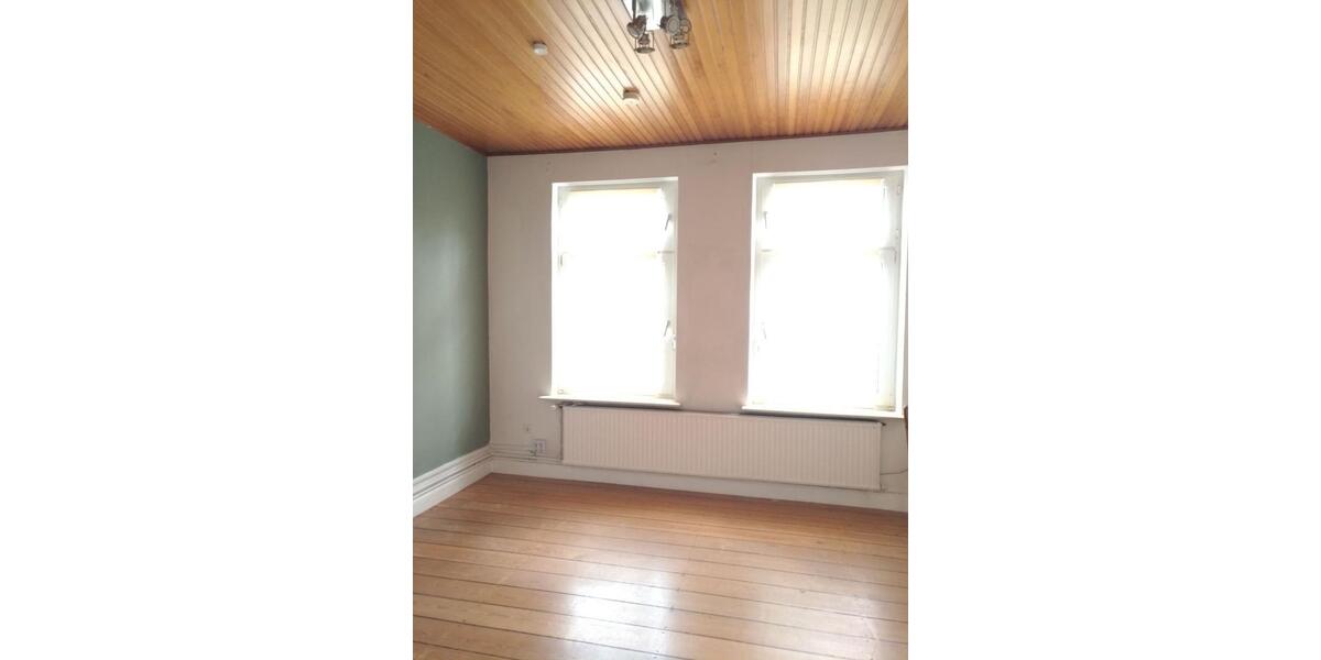 Schöne 2-Zi-EG-Altbauwhg, EBK, Bad, zentral, Garten, Nähe Wald 2 zimmer