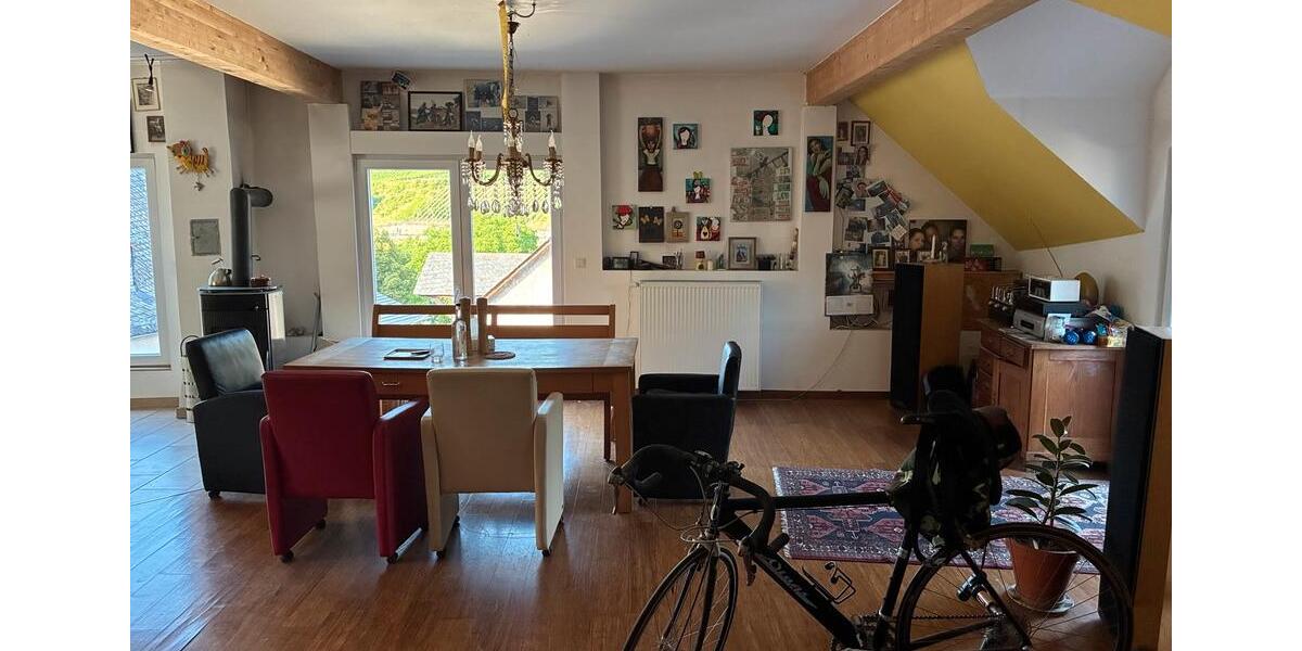 Einfamilienhaus Reil - 7 Zimmer, 235 m&sup2;, 270.000&euro; | Angebot:26942165
