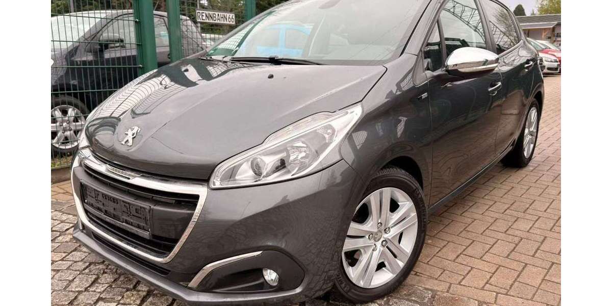 Peugeot 208 106.000 km 6.490 &euro; Berlin 13086
