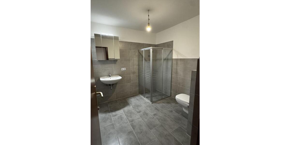 Hochparterre Erbach - 3 Zimmer, 83 m&sup2;, 980&euro; | Angebot:25407898