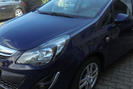 Opel Corsa 50.030 km 5.299 € Regensburg 93055