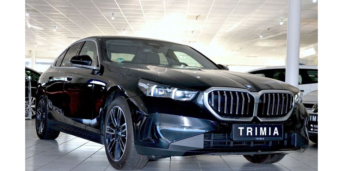 BMW 520 4.720 km 46.945 € Stemshorn 49448