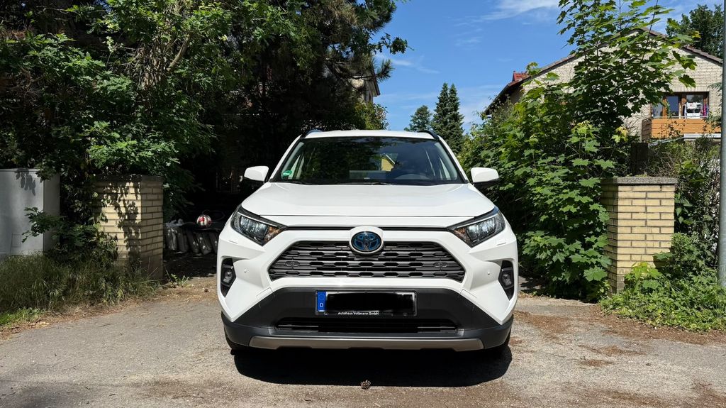 Toyota RAV 4 50.700 km 33.999 &euro; Moosburg a.d. Isar 85368