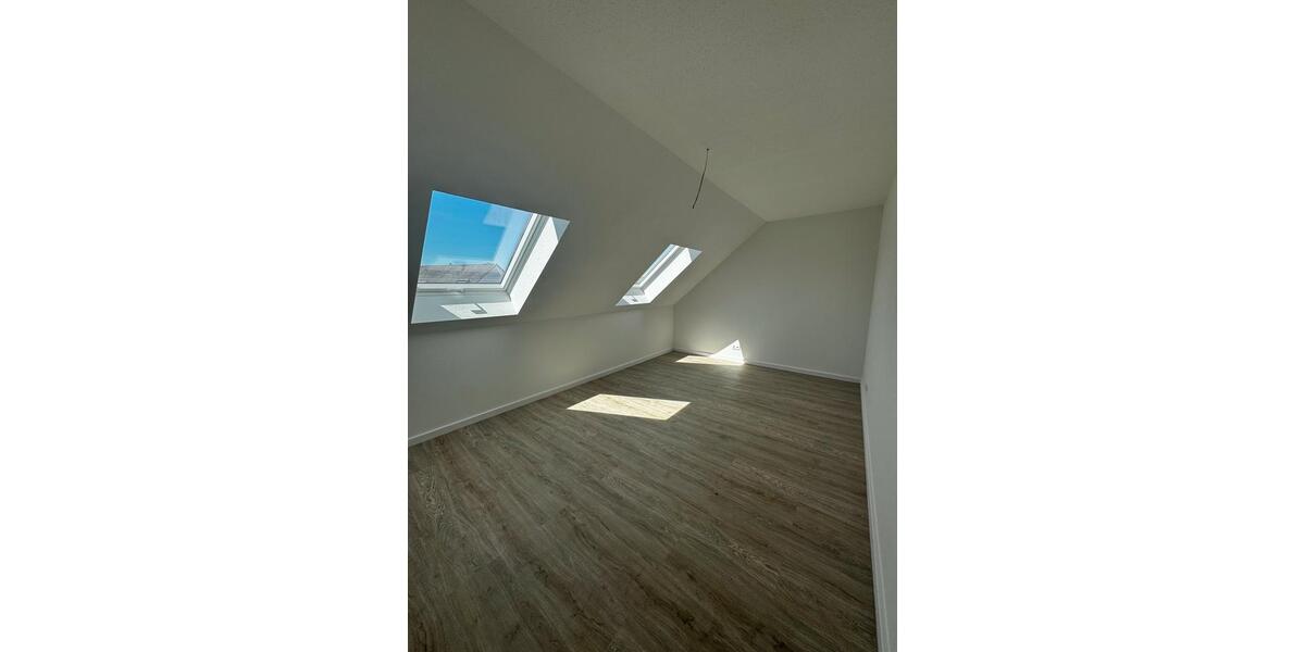 Etagenwohnung Hemmingen - 3 Zimmer, 98 m&sup2;, 1.167&euro; | Angebot:26396228