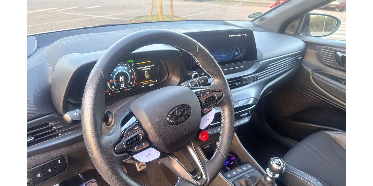 Hyundai i20 21.000 km 27.000 &euro; Schwalbach 66773