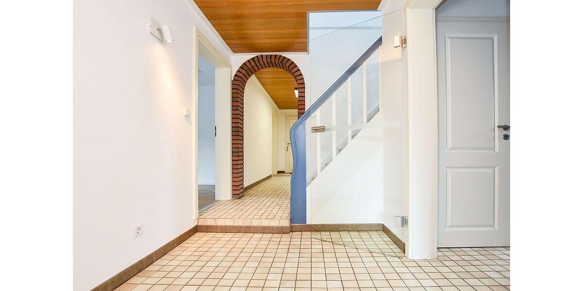 Einfamilienhaus Nusse - 6.5 Zimmer, 160 m&sup2;, 1.450&euro; | Angebot:26544375
