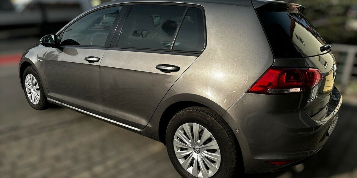 VW Golf Cup BMT 132.500 km 8.995 &euro; Meißen 01662