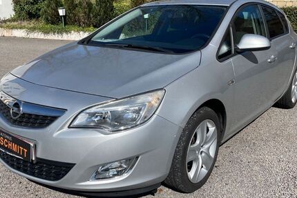 Opel Astra 164.000 km 4.490 € Schmelz 66839