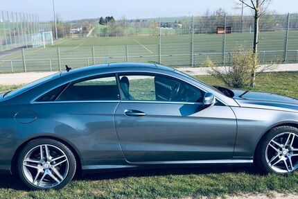 Mercedes-Benz E 250 89.000 km 25.600 &euro; Ditzingen 71254