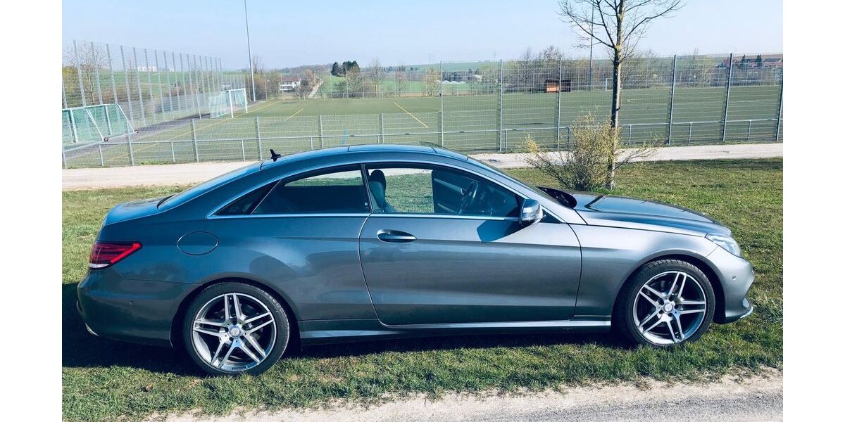 Mercedes-Benz E 250 89.000 km 25.600 &euro; Ditzingen 71254