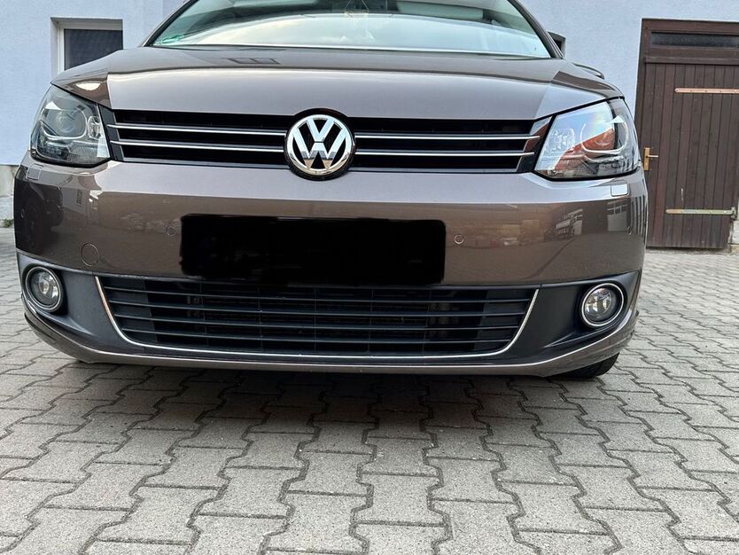 VW Touran 216.000 km 8.700 € Weißenfels 06667
