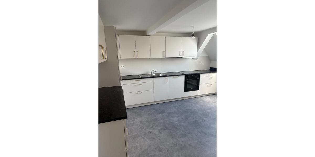 Etagenwohnung Bad Buchau - 4 Zimmer, 110 m&sup2;, 950&euro; | Angebot:25893590