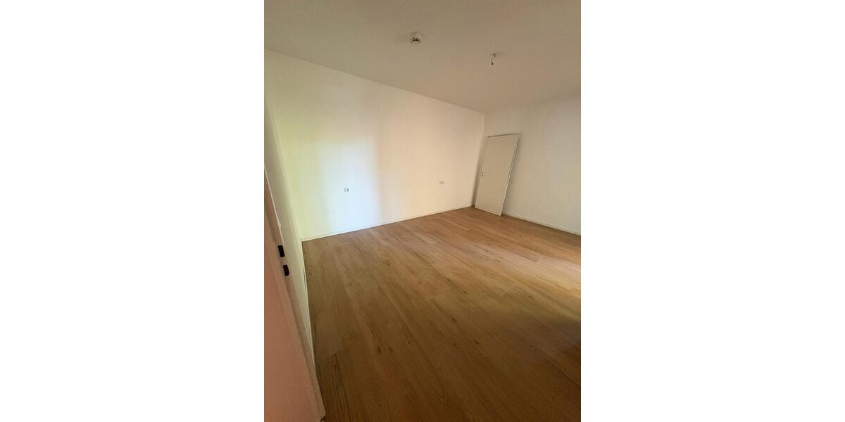 Etagenwohnung Saarbrücken Dudweiler - 2 Zimmer, 65 m&sup2;, 630&euro; | Angebot:26412255