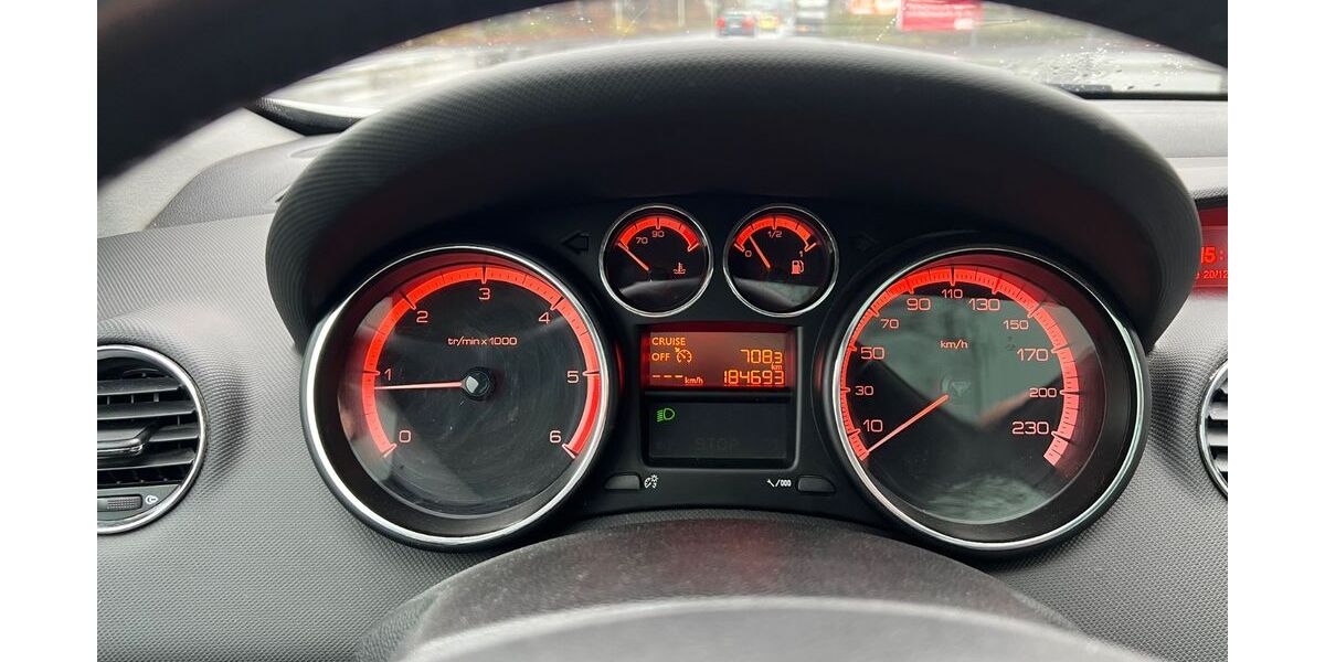 Peugeot 308 186.700 km 2.850 &euro; Alfter 53347