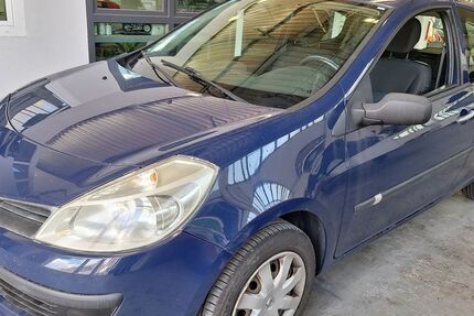 Renault Clio 207.840 km 1.500 &euro; Oschersleben 39387