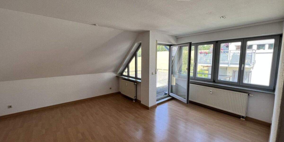 Etagenwohnung Wilkau-Haßlau Silberstraße - 3 Zimmer, 62 m&sup2;, 80.000&euro; | Angebot:24517463