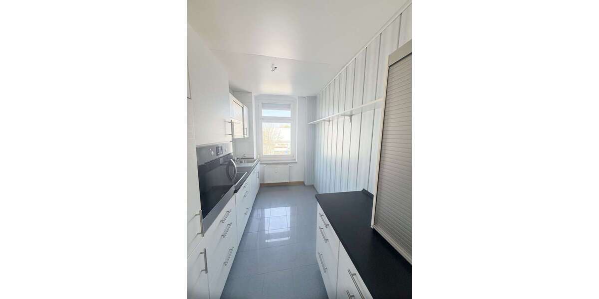 Etagenwohnung Chemnitz - 4 Zimmer, 73 m&sup2;, 105.000&euro; | Angebot:26378657