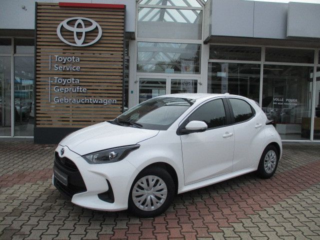 Toyota Yaris 9.200 km 23.490 &euro; Kaiserslautern 67661