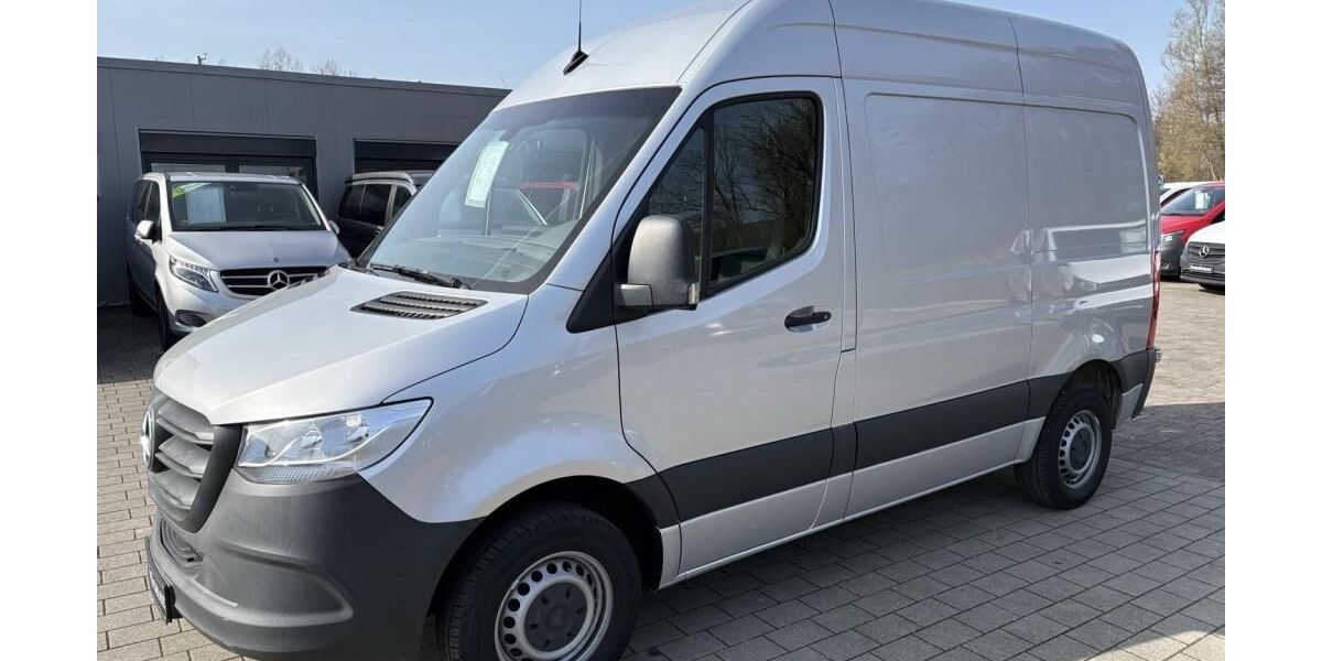 Mercedes-Benz Sprinter 82.406 km 27.084 &euro; Schorndorf 73614