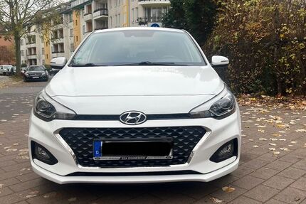 Hyundai i20 53.000 km 11.790 &euro; Berlin 12169
