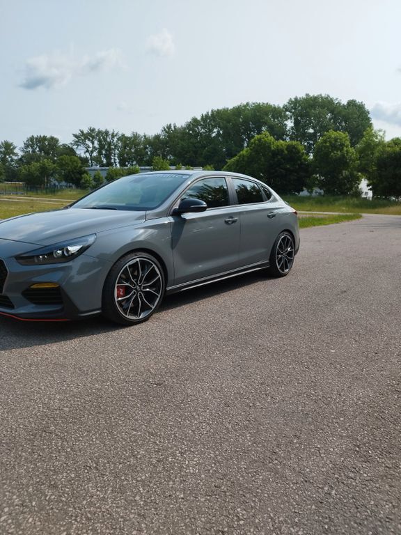 i30
