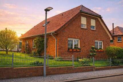 Haus Burg b. Magdeburg - 5 Zimmer, 165 m&sup2;, 285.000&euro; | Angebot:26242412