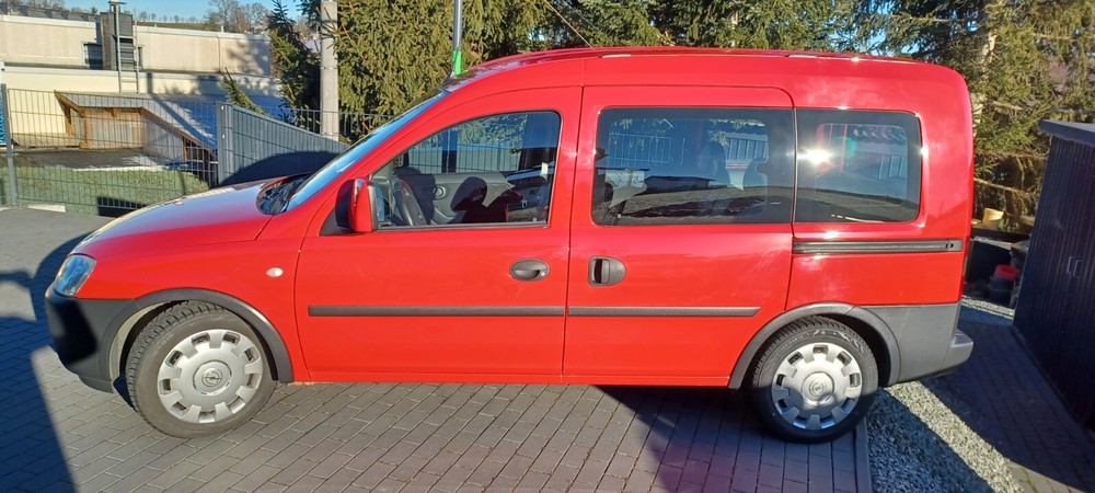 Opel Combo 68.000 km 4.500 € Drebach 09430