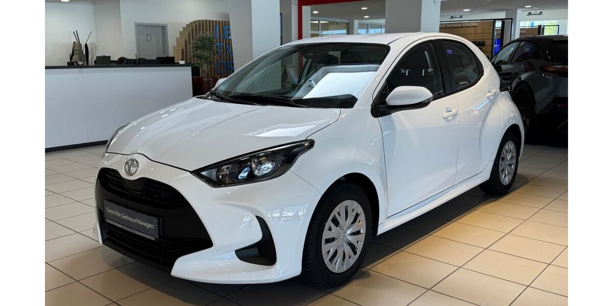 Toyota Yaris 33.559 km 15.450 &euro; Bruchsal 76646