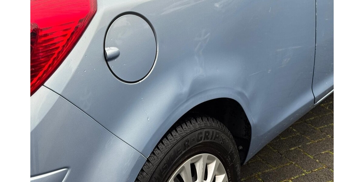 Opel Corsa 125.600 km 2.000 &euro; Grevenbroich 41515