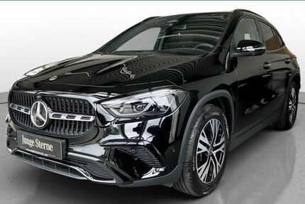 Mercedes-Benz GLA 180 3.744 km 40.840 € Cham 93413
