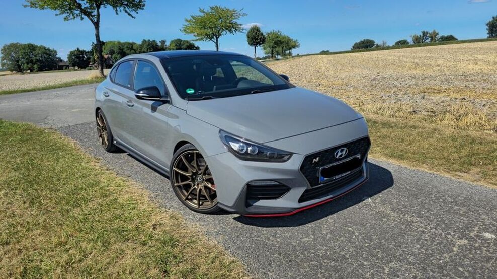 i30