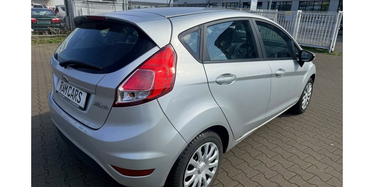 Ford Fiesta 1.6 Automatik Trend/51.000km 51.100 km 7.690 &euro; Frankfurt 60386
