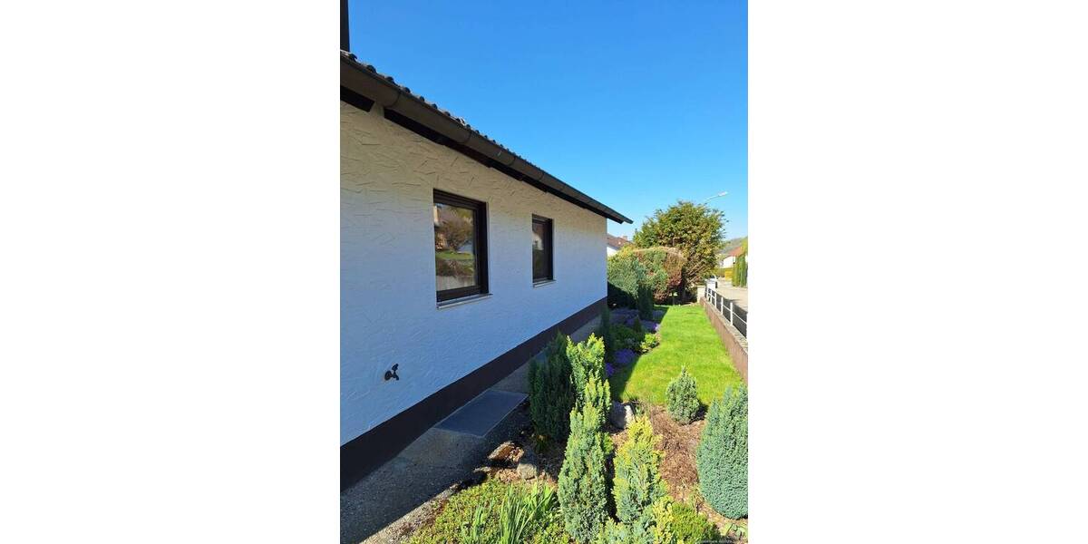 Einfamilienhaus Greding - 9 Zimmer, 211 m&sup2;, 547.000&euro; | Angebot:26658846