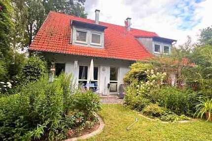 Haus zum Kaufen in Erlangen 760.000 € 119 m² 5 zimmer