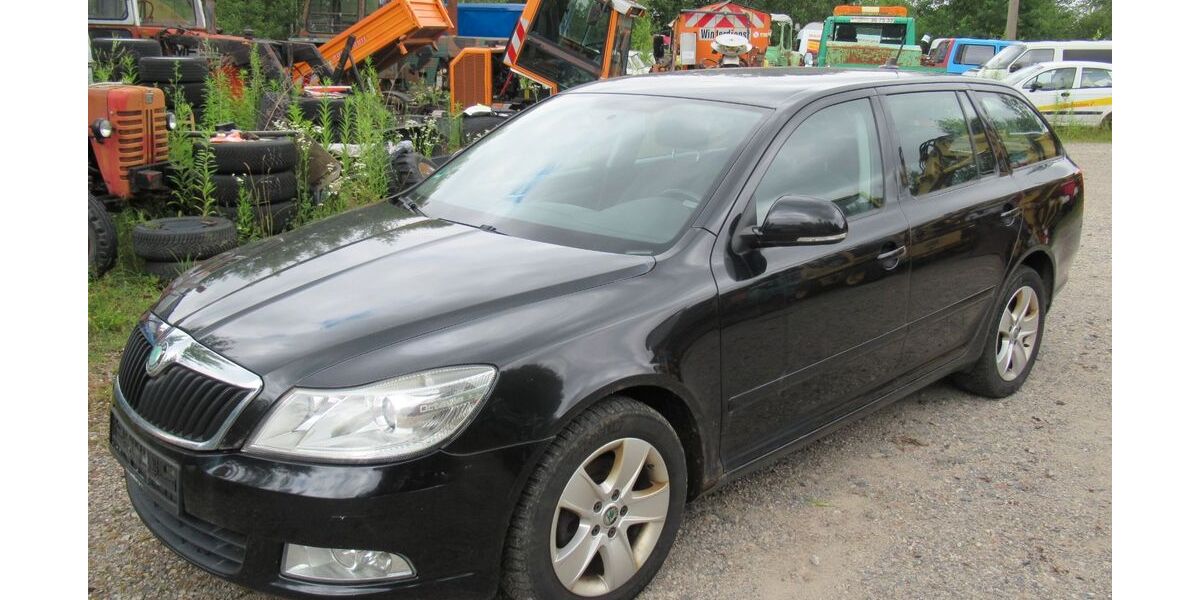 Skoda Octavia 294.000 km 2.650 &euro; Eisfeld 98673