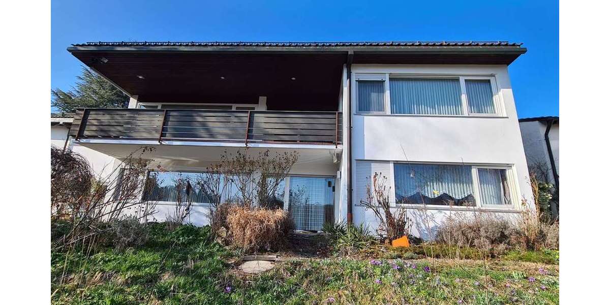Haus zum Kaufen in Heidenheim an der Brenz 435.000 € 193.37 m² 5.5 zimmer