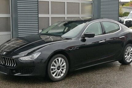 Maserati Ghibli 3.0 D Leder Klimaautomatik Leder BI-XENON 39.900 km 42.499 &euro; Landau 76829