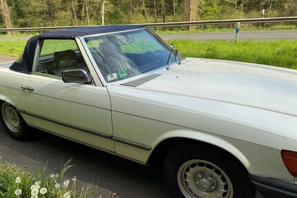 Mercedes-Benz 380 106.000 km 21.900 &euro; Gillenfeld 54558