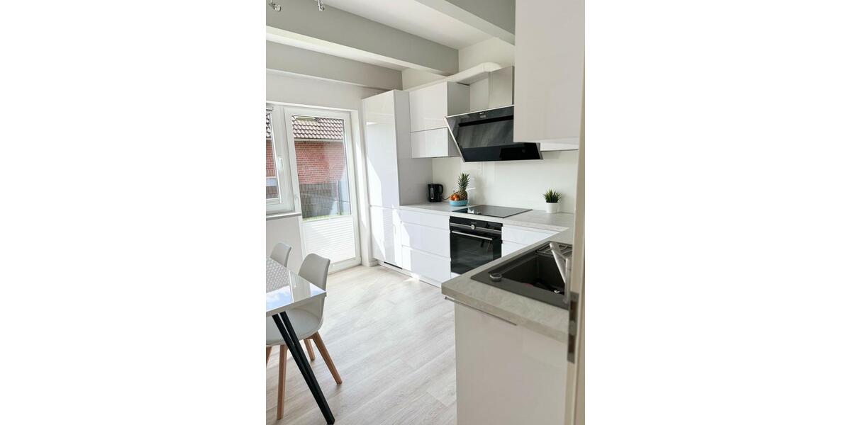 Einfamilienhaus Malente - 6 Zimmer, 188 m&sup2;, 2.200&euro; | Angebot:26125740