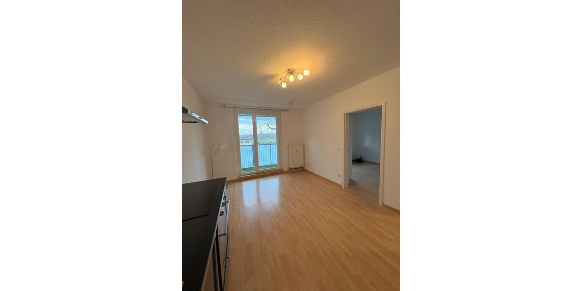 Erdgeschoßwohnung Dresden Altstadt - 2 Zimmer, 35 m&sup2;, 517&euro; | Angebot:25510918