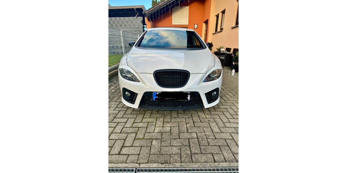 Seat Leon 267.000 km 7.500 &euro; Mietingen 88487