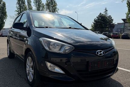 Hyundai i20 159.570 km 6.550 &euro; Hockenheim 68766