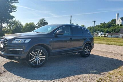 Audi Q7 293.000 km 7.900 &euro; Rostock 18059