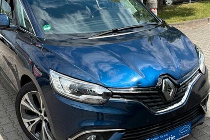 Renault Scenic 124.980 km 10.800 &euro; Offenbach 63071