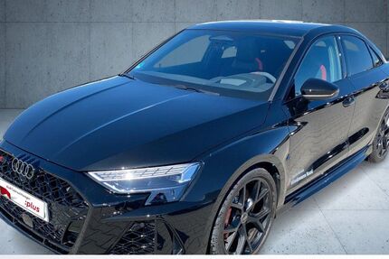 Audi RS3 6.000 km 66.880 &euro; Saal a.d. Donau 93342
